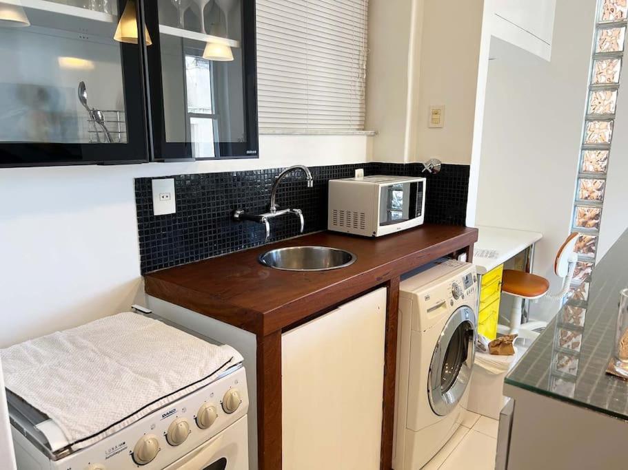 Practical And Cozy Flat In Ipanema * Rio de Janeiro
